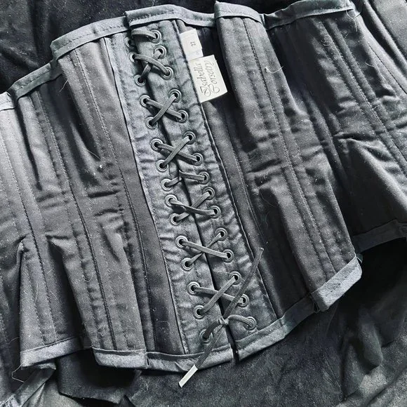 Isabella Corsetry victorian underbust 22" - Picture 4 of 5